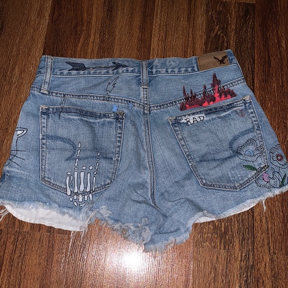 American Eagle shorts - Picture 2 of 4